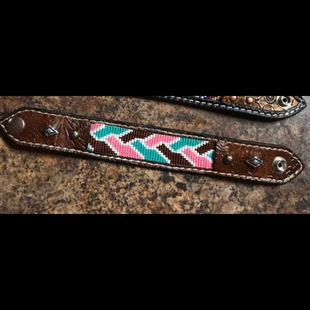 Head made beaded bracelet